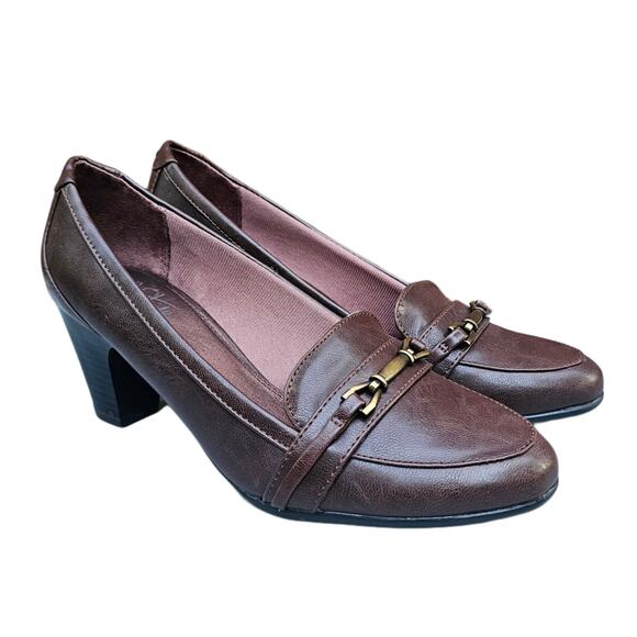 Brown Pumps Life Stride Odele Dress Loafer Size 9W Wide Synthetic Buckle Heeled - Picture 1 of 13